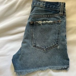 Mid Rise Boyfriend Short